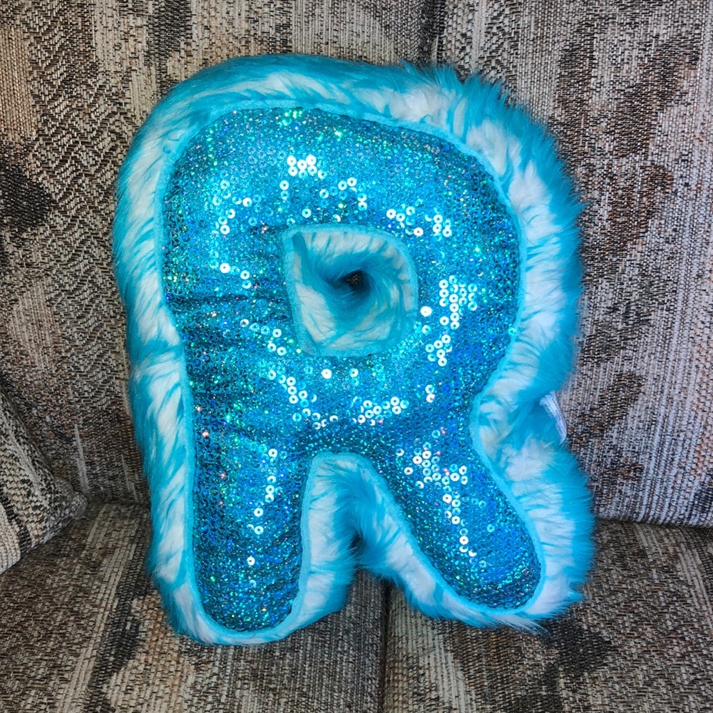 Decorative R Pillow - Picture 2 of 5
